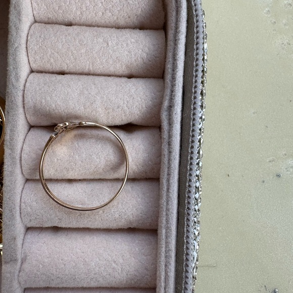 Solid 10k yellow gold cross ring size 7-7.5 - Picture 2 of 3